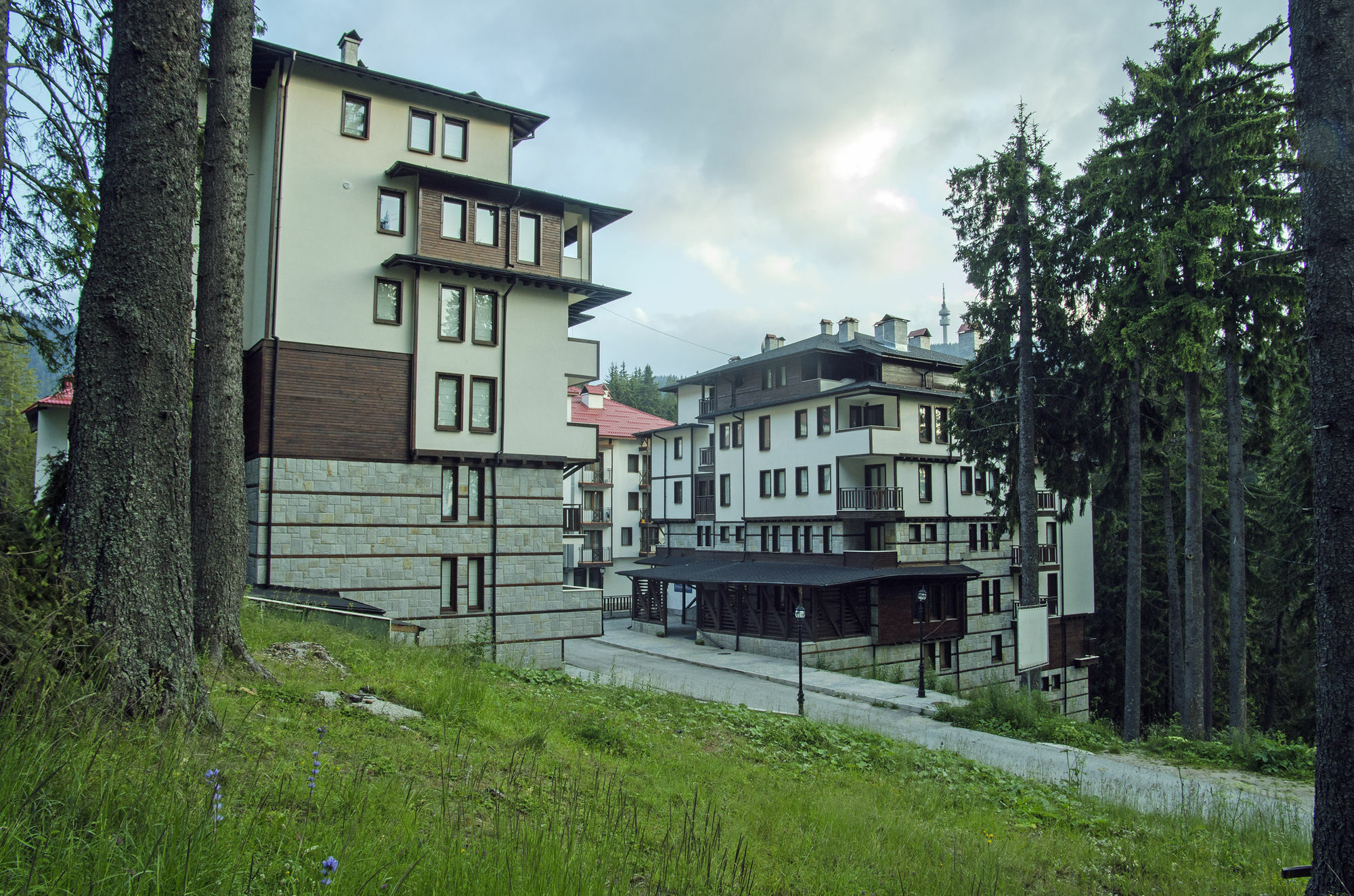 Life Family Aparthotel